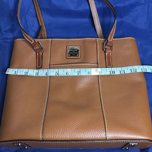 ⚪️Dooney and Bourke Pebble Grain  Lexington, Color: sand with dust bag - Picture 12 of 14